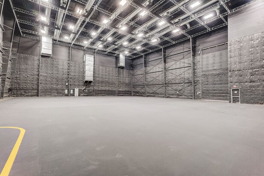 More Photos Of 201 N Occidental Blvd, Los Angeles Movie Radio TVStudio For Lease