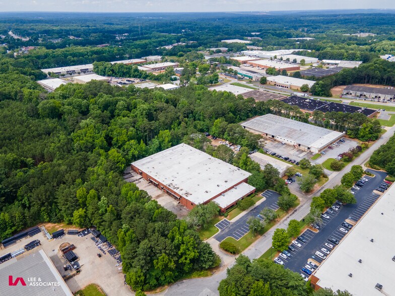 More Photos Of 5383 Truman Dr, Decatur Warehouse For Lease