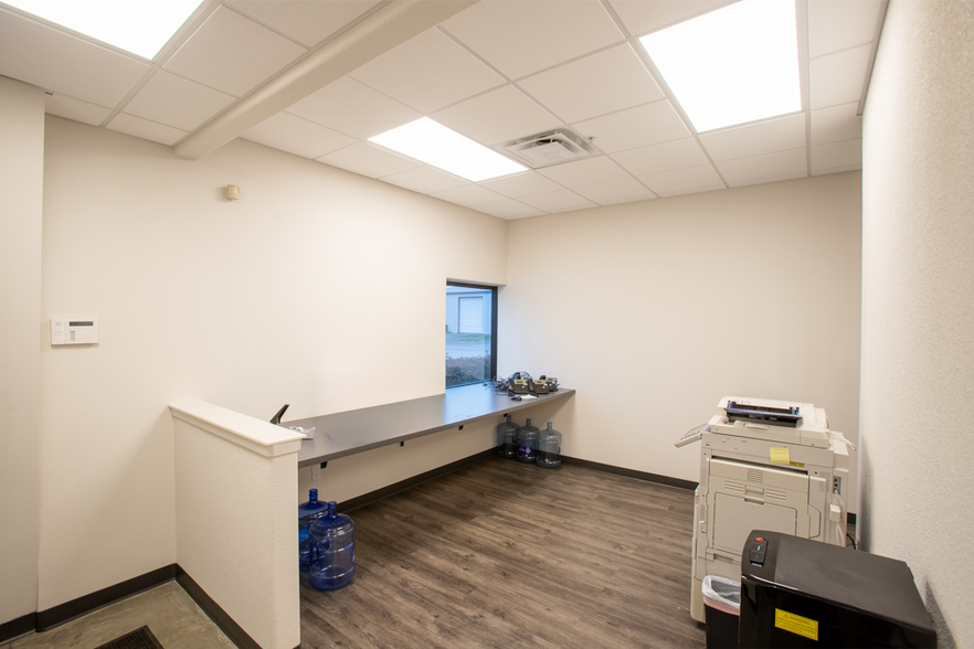 More Photos Of 1691 Zachi Way, Redding Specialty For Sale