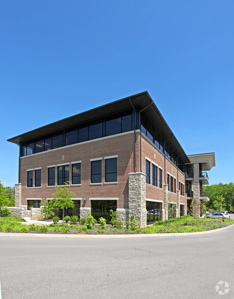 More Photos Of 620 Mabry Hood Rd, Knoxville Office For Lease