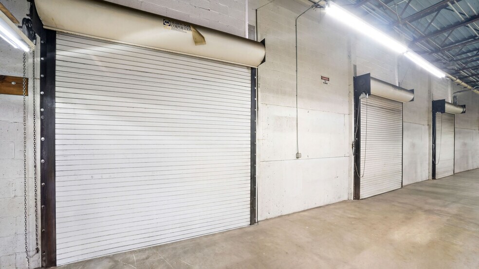 More Photos Of 44 SE 9th St, Deerfield Beach Warehouse For Lease