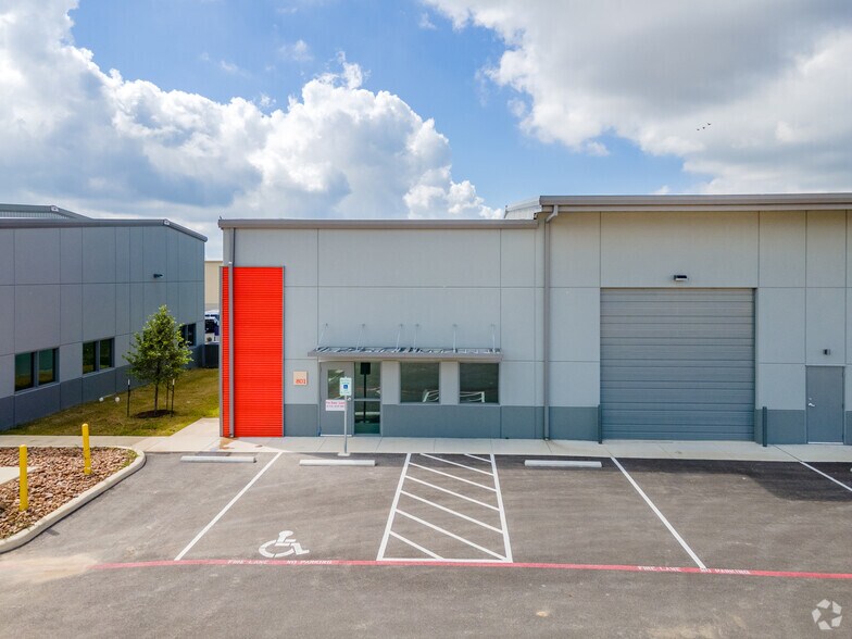 More Photos Of 7637 Fm 3009, Schertz Industrial For Sale