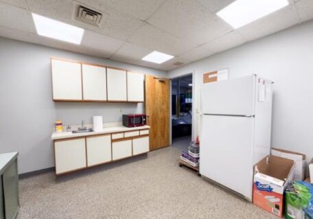 More Photos Of 154 Commerce Way, South Windsor Manufacturing For Lease