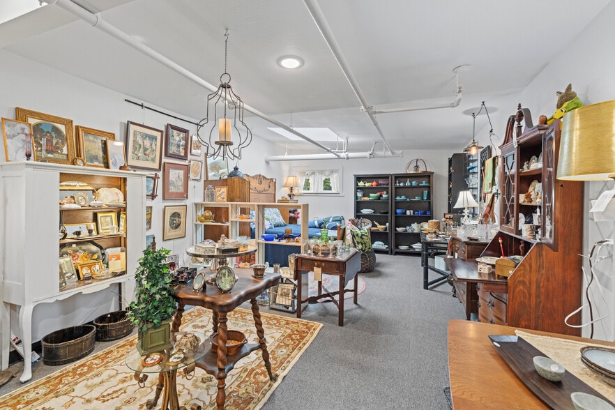 More Photos Of 105 1st St, Langley Storefront Retail Residential For Sale