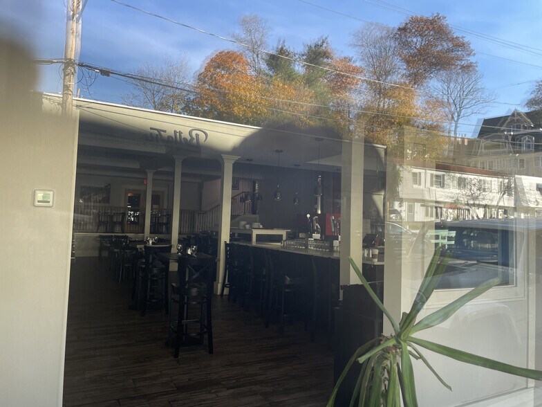 More Photos Of 173 Main St, Nyack Restaurant For Lease