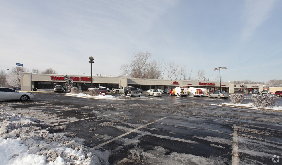 More Photos Of 38 Town Line Rd, Rocky Hill Storefront For Sale