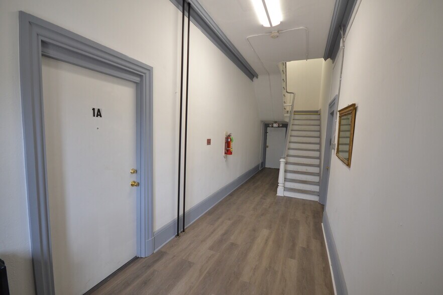 More Photos Of 82 W Broadway, Salem Apartments For Sale