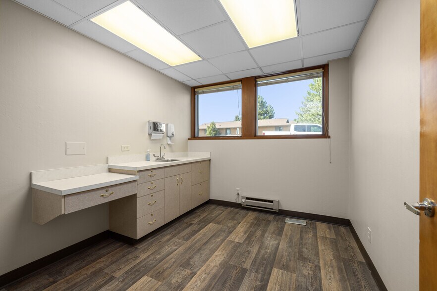 More Photos Of 1250 Burns Way, Kalispell Medical For Lease
