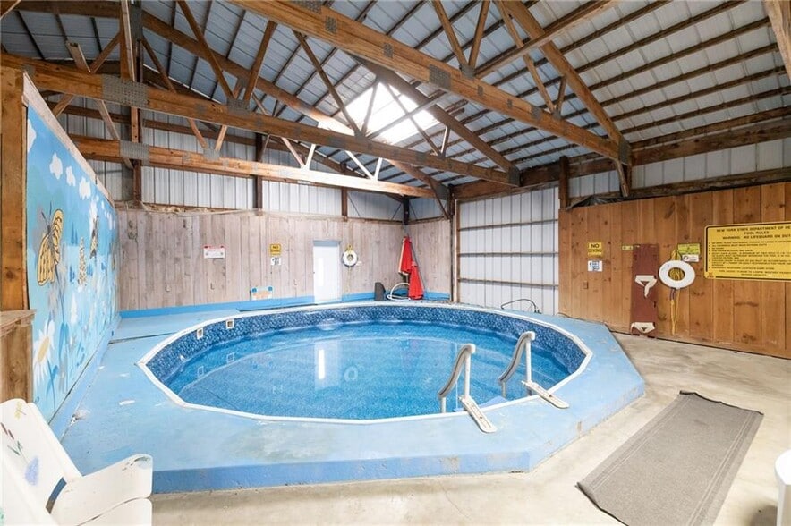 More Photos Of 7632 Centerville Rd, Houghton Trailer Camper Park For Sale