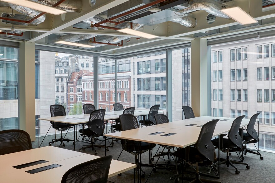 More Photos Of 20 Farringdon St, London Coworking Space