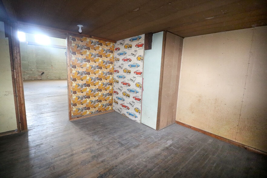 More Photos Of 312 N 7th St, Steubenville Warehouse For Sale