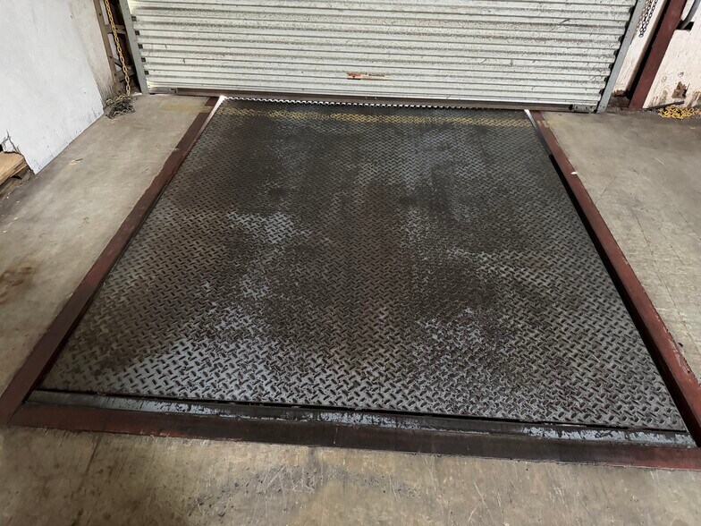 More Photos Of 1785 State Road 436, Winter Park Showroom For Sale