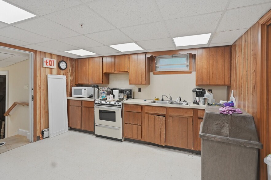 More Photos Of , Methuen Unknown For Sale