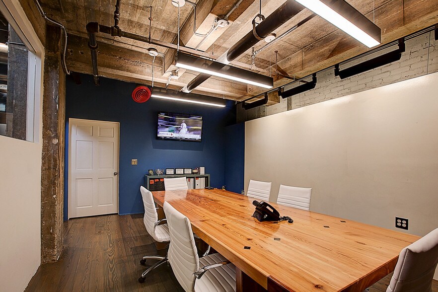 More Photos Of 342 Marietta St NW, Atlanta Loft Creative Space For Sale