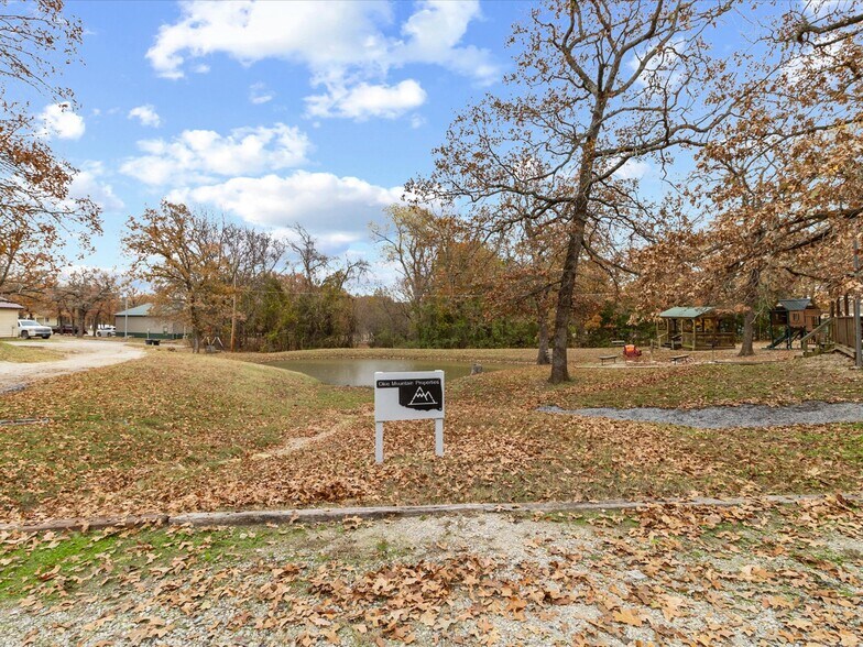 More Photos Of 2131 Sioux Dr, Sulphur Multifamily For Sale