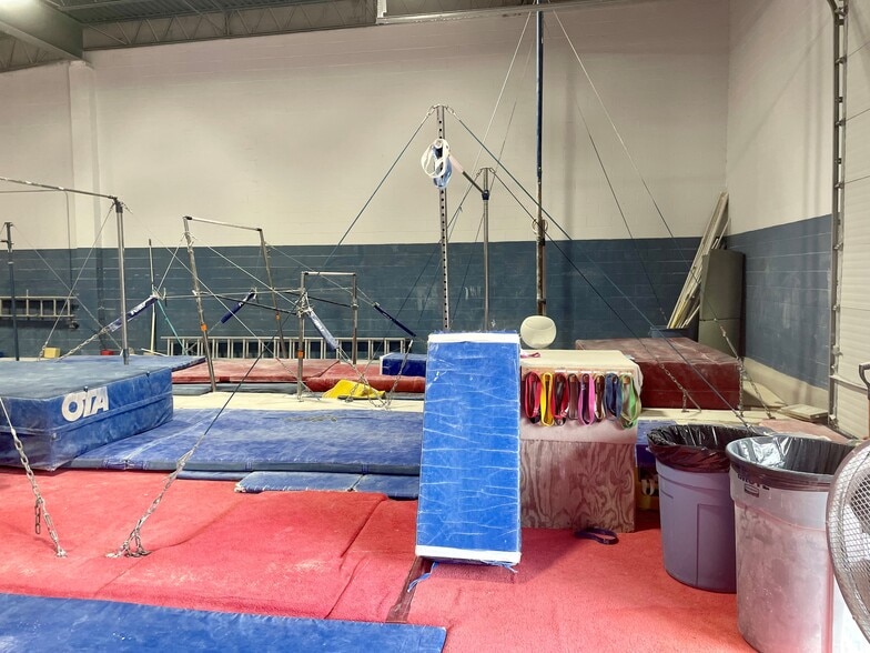 More Photos Of 27825 Irma Lee Cir, Lake Forest Warehouse For Sale