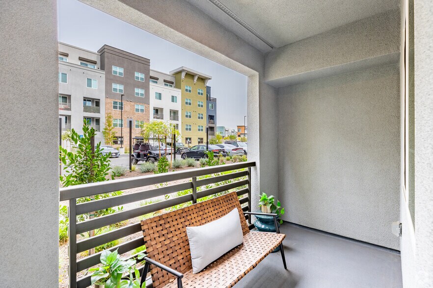 More Photos Of 101 Chamomile Gln, Escondido Apartments For Lease