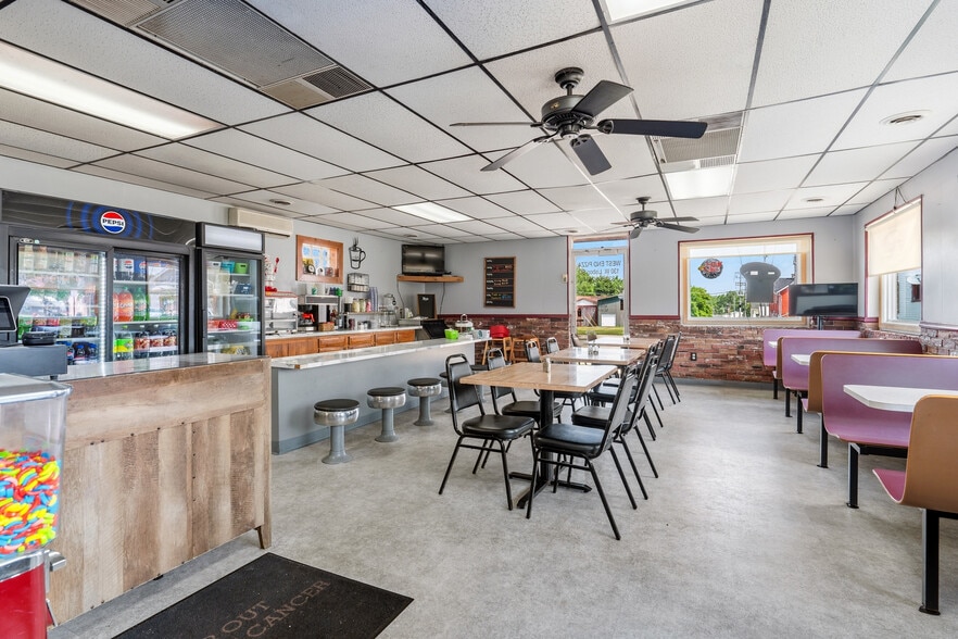 More Photos Of 130 W Lisbon St, Waynesburg Restaurant For Sale
