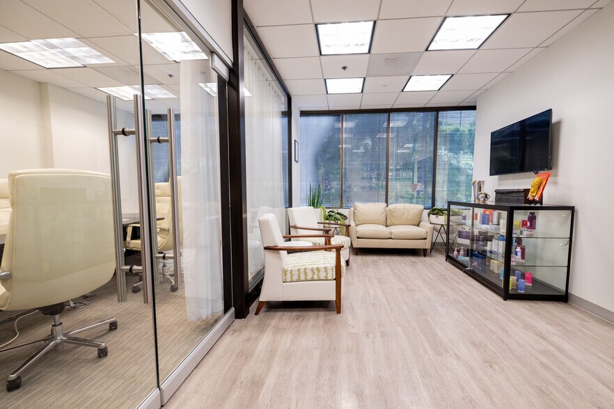 More Photos Of 609 Deep Valley Dr, Rolling Hills Estates Office For Lease