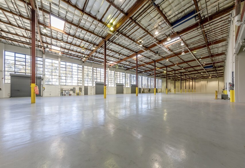 More Photos Of 10054 Old Grove Rd, San Diego Manufacturing For Sale