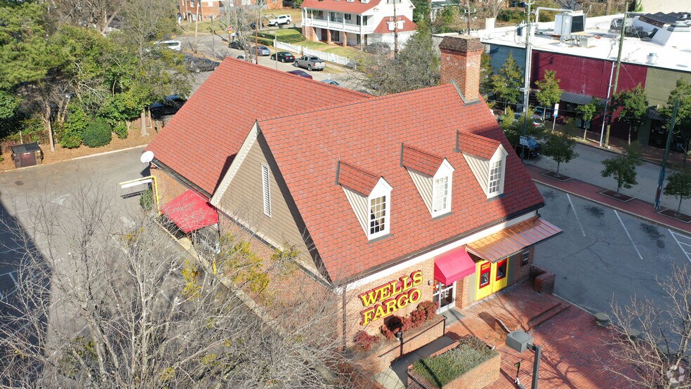 More Photos Of 2600 Hillsborough St, Raleigh General Retail For Sale