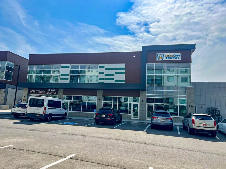 More Photos Of 455 Sage Valley Dr NW, Calgary Unknown For Lease