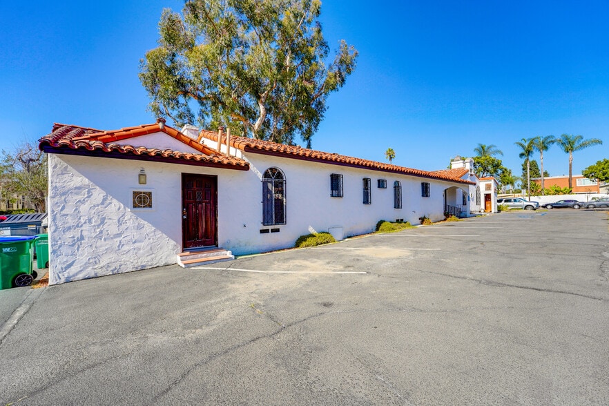 More Photos Of 861-869 Grand Ave, Carlsbad Storefront Retail Office For Lease