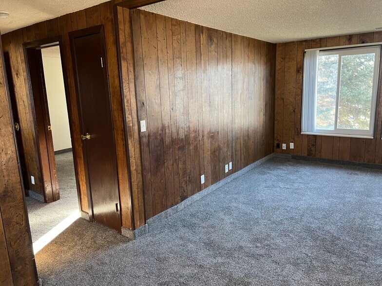 More Photos Of 720 Broyles Ranch Rd, Battle Mountain Apartments For Sale