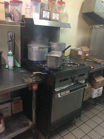 More Photos Of 7606 Rhea County Hwy, Dayton Restaurant For Sale