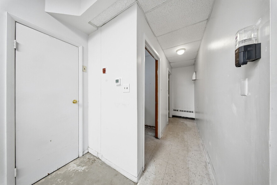 More Photos Of 29 Church St, Port Jervis Flex For Sale