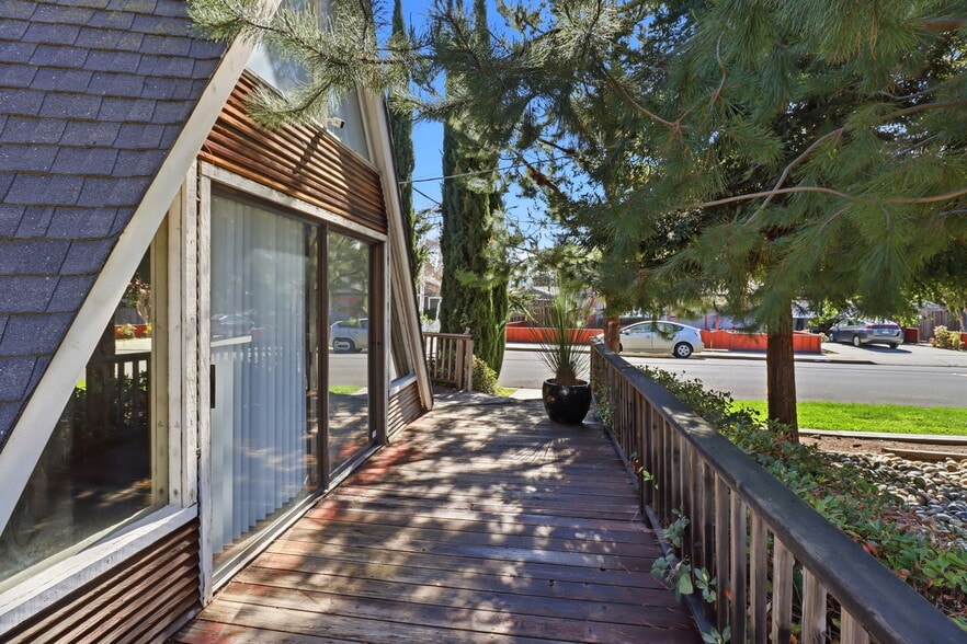 More Photos Of 702 Minnesota Ave, San Jose Medical For Sale