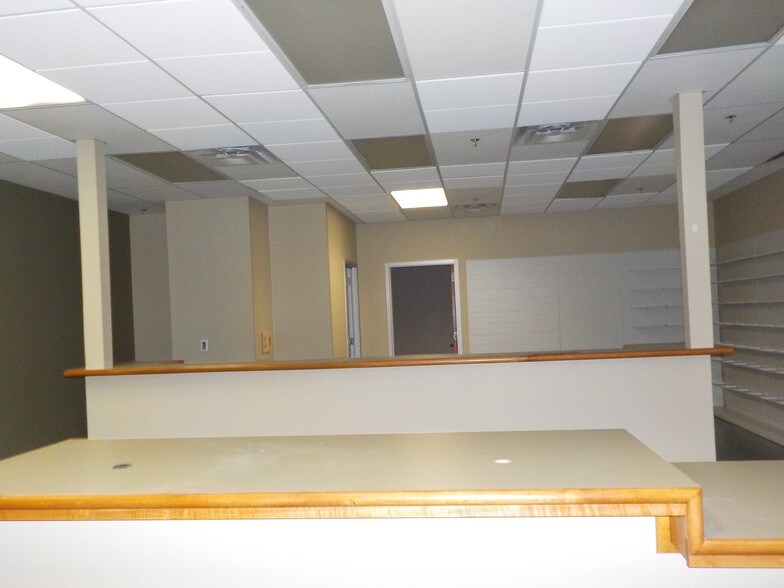 More Photos Of 5700 N Exp 77/83, Brownsville Medical For Lease
