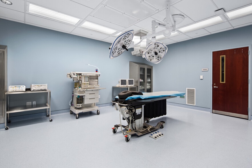 More Photos Of 9201 Cherry Ln, Laurel Medical For Sale
