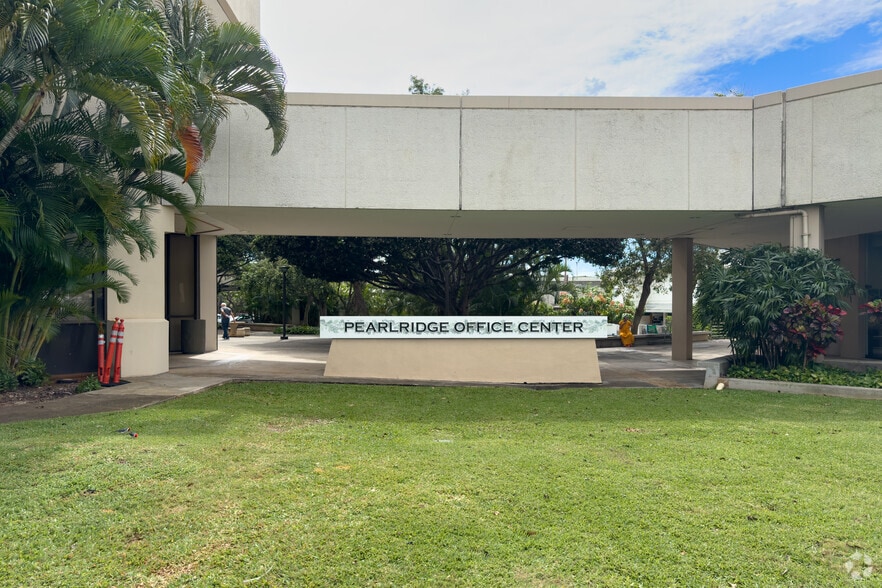 More Photos Of 98-211 Pali Momi St, Aiea Office For Lease