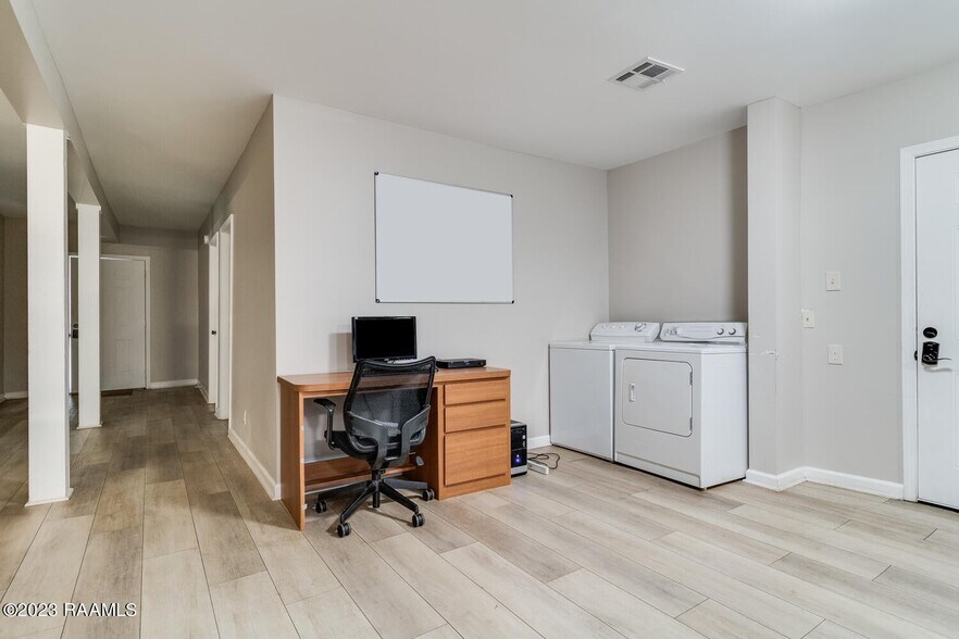 More Photos Of 2719 Cameron St, Lafayette Apartments For Sale