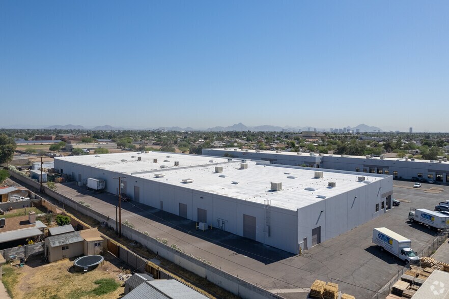 More Photos Of 301-502 N 37th Dr, Phoenix Unknown For Lease