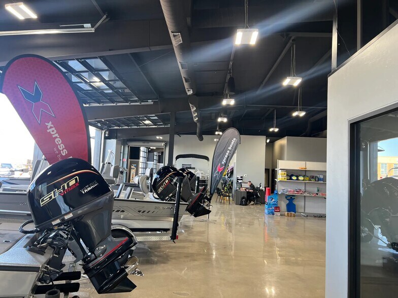 More Photos Of 14040 Joel McDonald Dr, Oklahoma City Freestanding For Sale