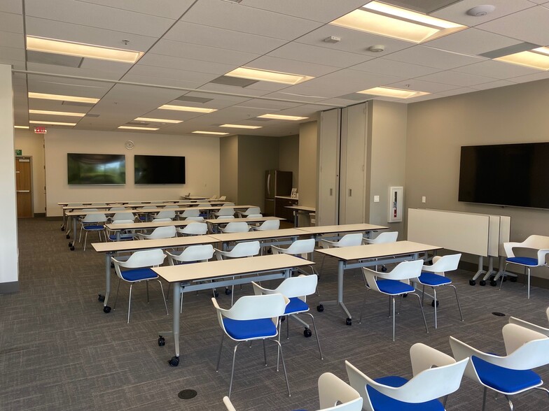 More Photos Of 2300 Clayton Rd, Concord Office For Lease