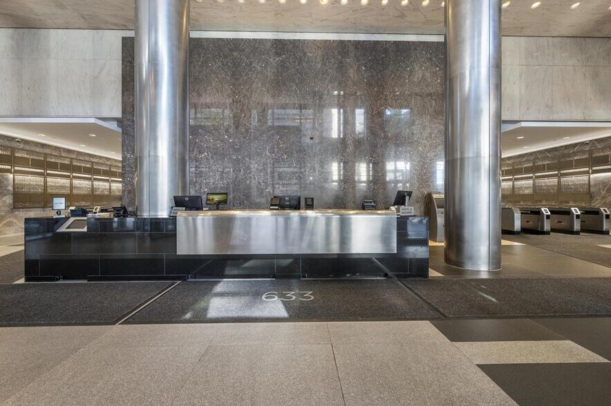 More Photos Of 633 Third Ave, New York Loft Creative Space For Sale