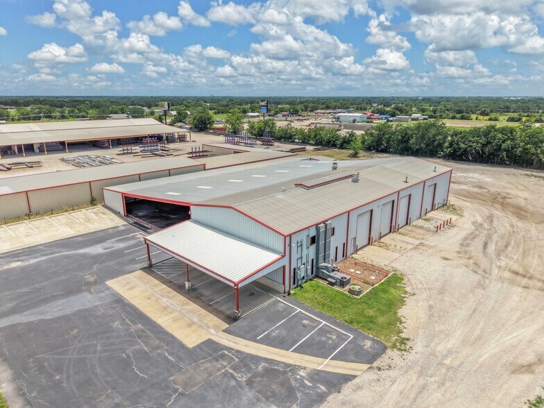 More Photos Of 3838 Endeavor Loop, Bryan Industrial For Lease