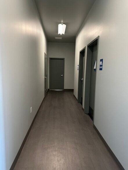 More Photos Of 607 W Dana St, Mountain View Office For Lease