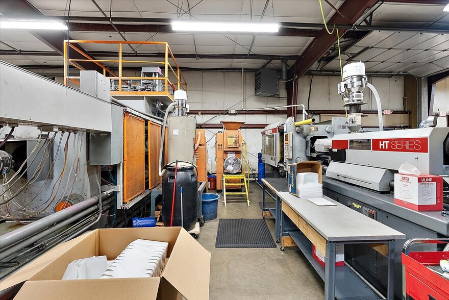 More Photos Of 58233 Gratiot Ave, New Haven Manufacturing For Sale