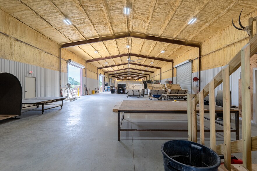 More Photos Of 5710 SH-21, Bryan Manufacturing For Lease