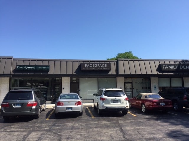 More Photos Of 900-908 Waukegan Rd, Glenview Medical For Lease
