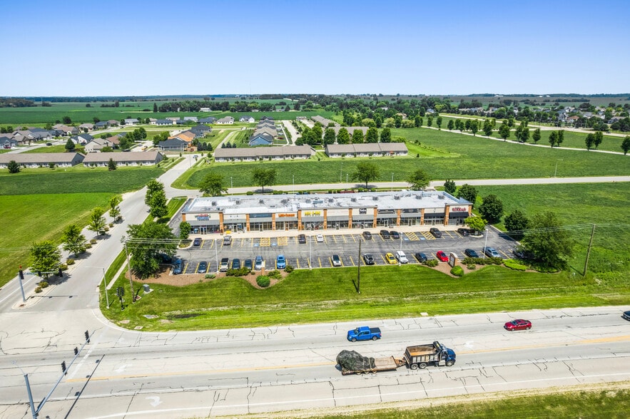 More Photos Of 265 Peace Rd, Sycamore Storefront For Sale