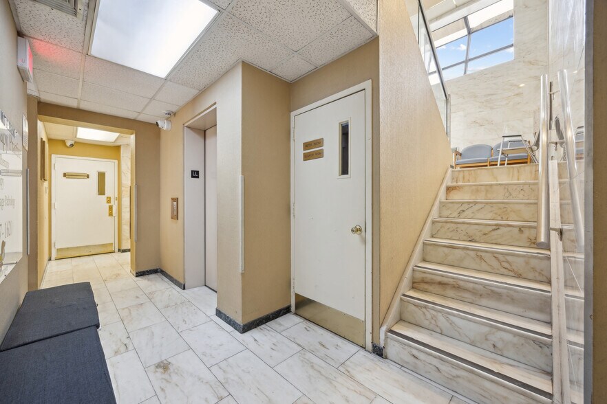 More Photos Of 4221 Francis Lewis Blvd, Bayside Medical For Sale