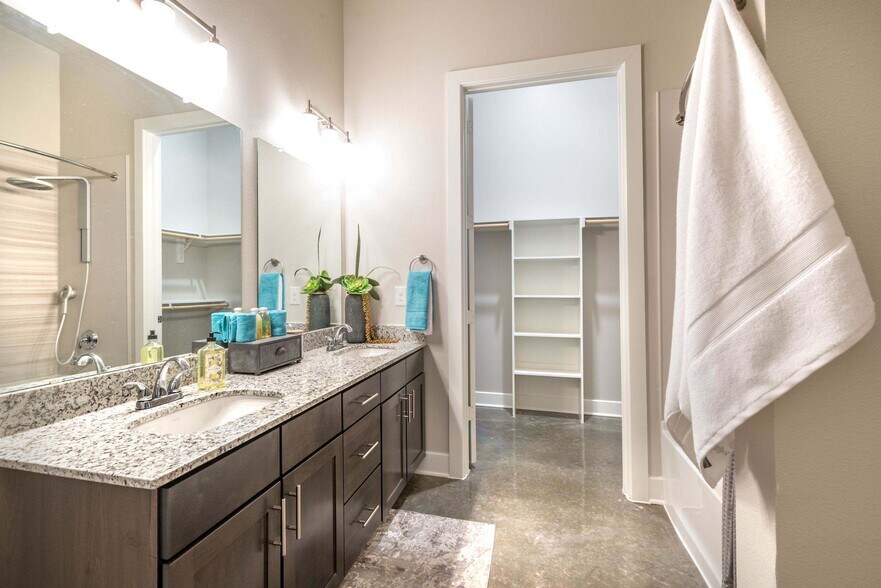 More Photos Of 1307 Ridge Rd, Rockwall Apartments For Lease