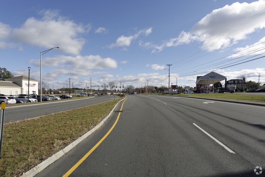 More Photos Of 125 Indian Rock Rd, Windham Office For Lease