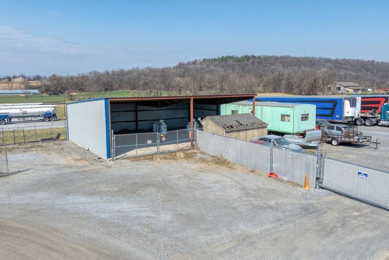 More Photos Of 1120 Mount Rock Rd, Shippensburg Distribution For Sale
