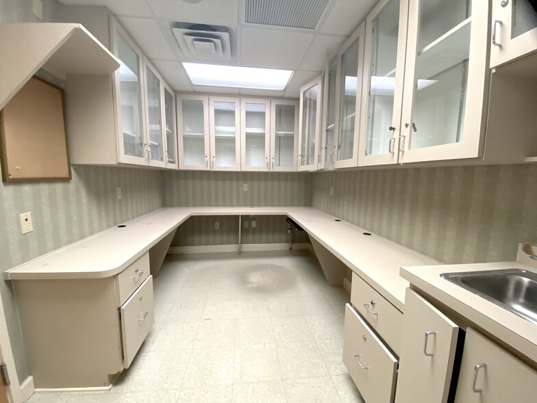 More Photos Of 1500 SE Magnolia Ext, Ocala Medical For Lease